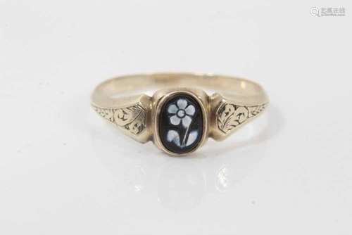 Early Victorian mourning ring with a carved agate forget-me-...