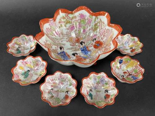 7 Pc Japanese Geisha Girl Scalloped Footed Bowls