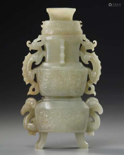 A CELADON JADE VASE WITH COVER, QING DYNASTY