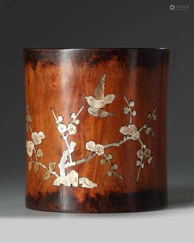 A CHINESE MOTHER-OF-PEARL INLAID BRUSH POT, 19TH-20TH