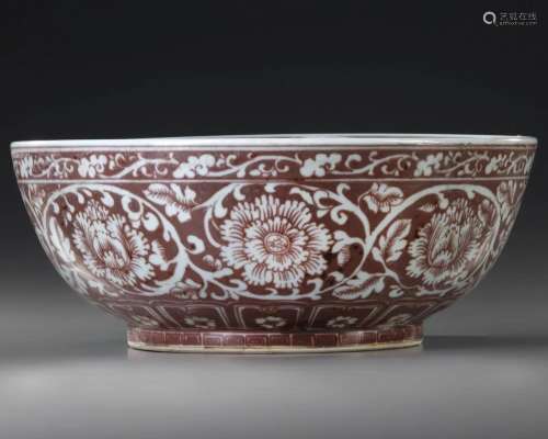 A CHINESE COPPER-RED FLORAL BOWL, QING DYNASTY