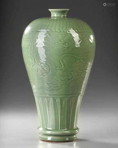 A CHINESE CELADON MEIPING VASE WITH DRAGON, MING STYLE,