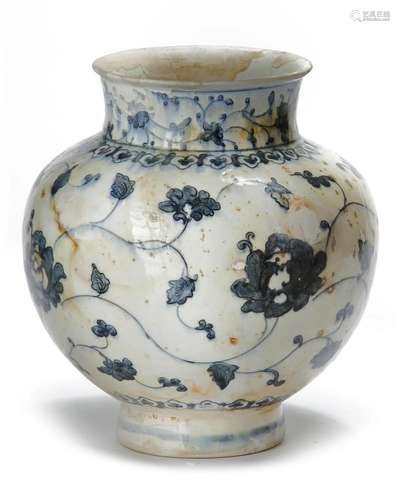 A SAFAVID BLUE AND WHITE POTTERY VASE, PERSIA, 17TH