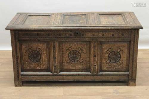 18th century carved oak coffer, with triple panel lid and ro...