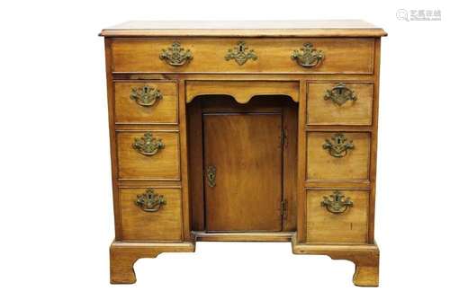 George III mahogany kneehole desk, with seven drawers and co...