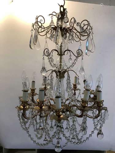 Good quality cut glass chandelier