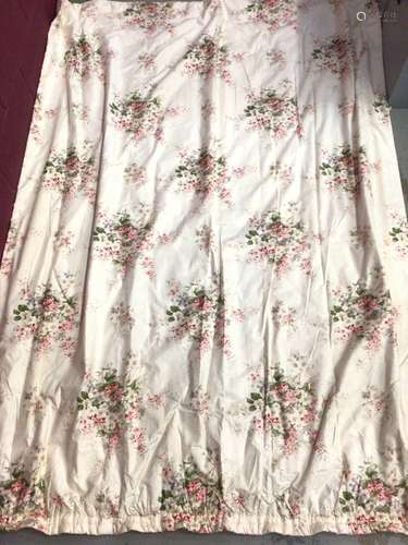 Jean Munro good quality pair interlined cream floral pattern...