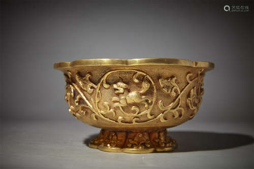 清 銅鎏金獸紋碗