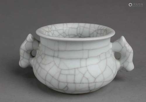 Chinese Crackleware Censer