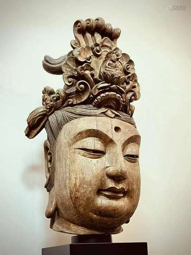 A Carved Wooden Guanyin Head