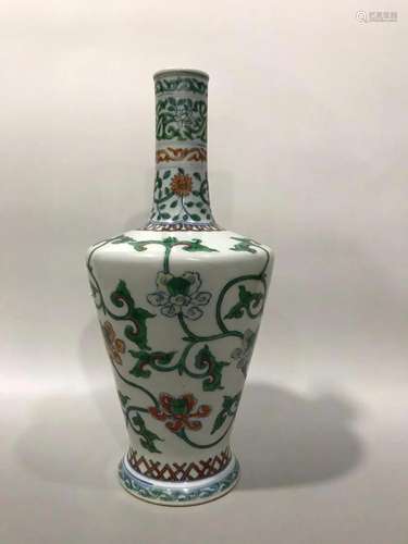 CHINESE DOUCAI GLAZED VASE,YONGZHENG MARK