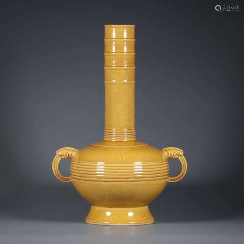 CHINESE YELLOW GLAZED VASE,KANGXI MARK