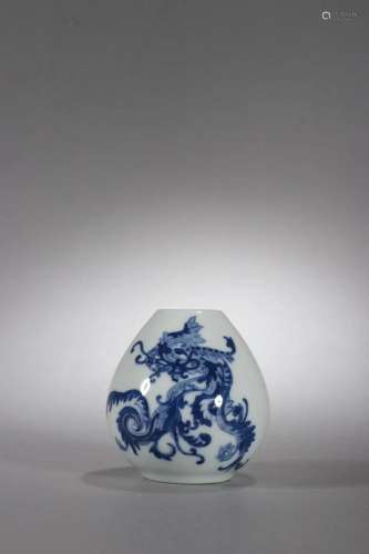 CHINESE BLUE AND WHITE JAR,KANGXI MARK