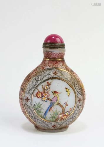 Chinese Peking Glass Snuff Bottle