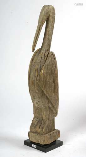 "Pélican" en bois de Madagascar sculpté. Epoque: X...