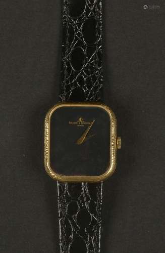 Montre de marque Baume et Mercier en or jaune 18 carats. Mou...