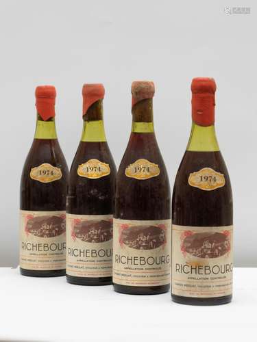 4 bouteilles Richebourg 1974 Charles Noëllat - Niveau de 2 à...