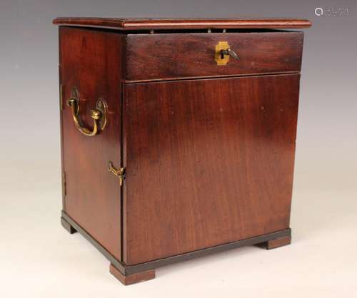 A 19th century mahogany apothecarys box, the hinged lid encl...