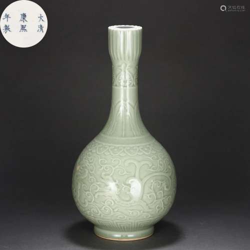 An Incised Celadon Glazed Bottle Vase