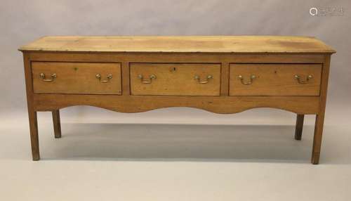 Massief eiken side board met 3 lades - Hoogte 79 cm. - Plate...