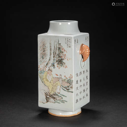 CHINESE FAMILLE ROSE SQUARE BOTTLE, QING DYNASTY