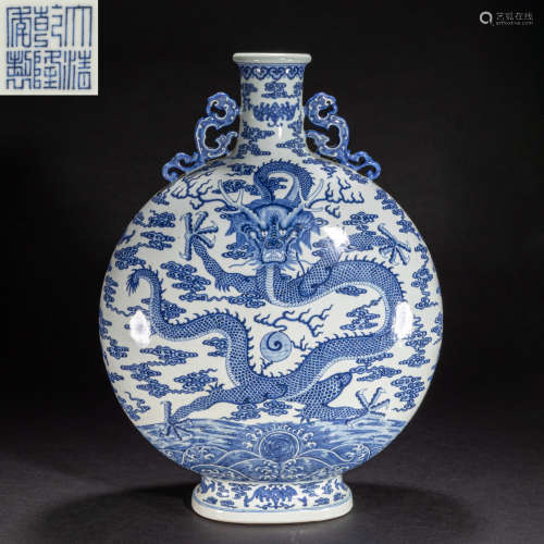 CHINESE BLUE AND WHITE MOON BOTTLE, QING DYNASTY