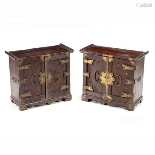 A PAIR OF ORIENTAL CABINETS