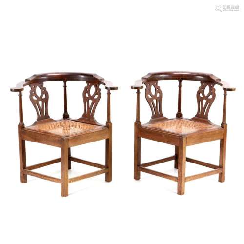 A PAIR OF "POMBALINO" STYLE CORNER CHAIRS