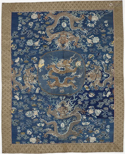 A FINE BLUE SILK KESI ‘DRAGON’ HANGING, QING DYNASTY