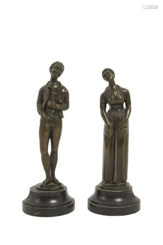 221-Couple de noirs américains; paire de sculptures en bronz...