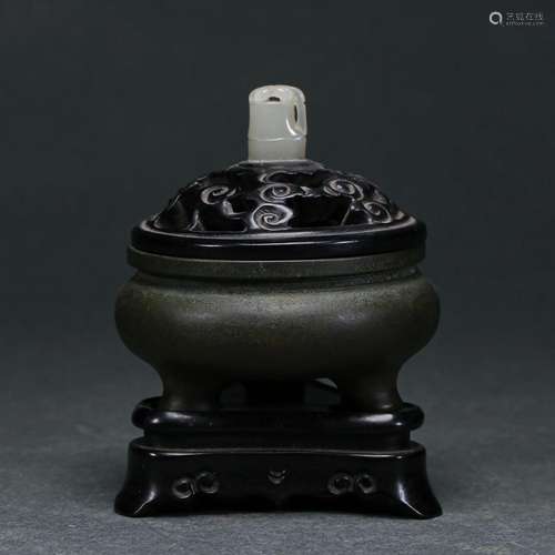 A Bronze Censer with Jade Finial