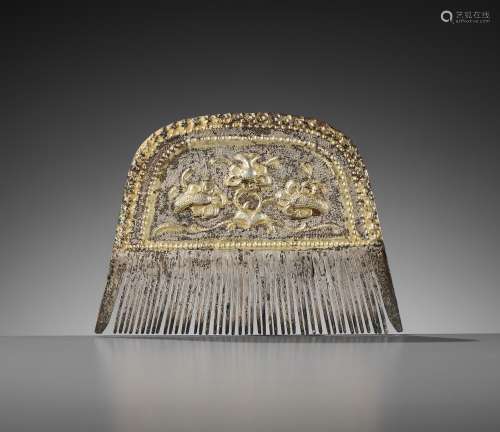 A PARCEL-GILT SILVER COMB, TANG DYNASTY