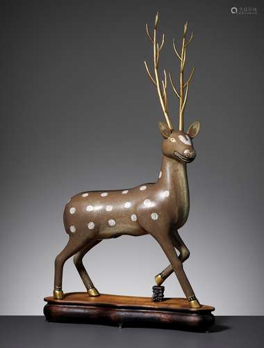 A CLOISONNÉ ENAMEL FIGURE OF A DEER, QING DYNASTY