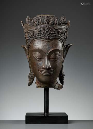 A BRONZE HEAD OF BUDDHA, AYUTTHAYA KINGDOM