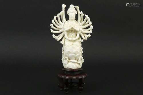 Chinese sculptuur in "Blanc de Chine" porselein : ...