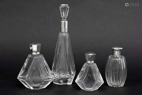 Lot (4) kleurloos Art Deco-kristal telkens met een montuur i...