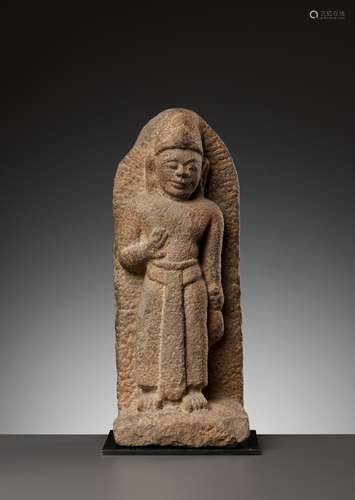 A SANDSTONE FIGURE OF A MALE DEITY, CHAM PERIOD