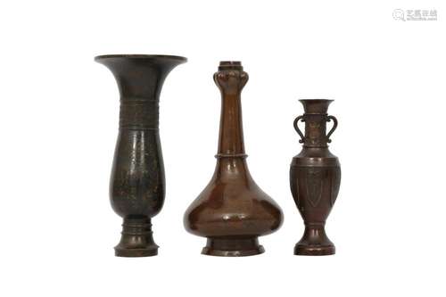 THREE CHINESE BRONZE VASES.