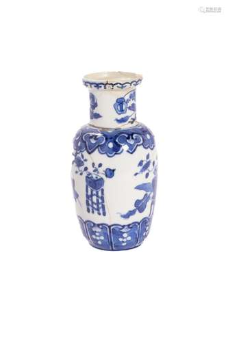 Vase in blue and white porcelain, 19th century China