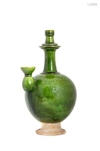 Ancient Kundika in green glazed ceramic, China