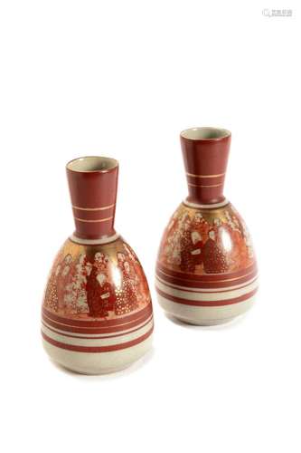 Pair of small Kutani vases, Japan Meiji period