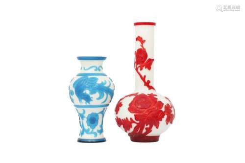 TWO CHINESE PEKING GLASS VASES.