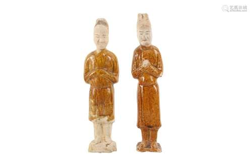 TWO CHINESE GLAZED POTTERY FIGURES OF OFFICIALS.