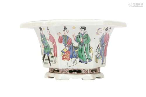 A CHINESE FAMILLE ROSE HEXAGONAL JARDINIERE.