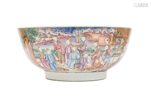 A CHINESE MANDARIN PALETTE PUNCH BOWL.