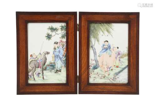 TWO CHINESE FAMILLE ROSE PLAQUES.