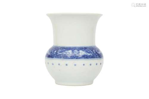 A CHINESE BLUE AND WHITE SPITTOON, ZHADOU.