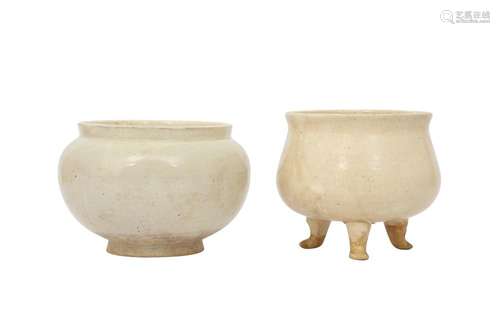 TWO CHINESE CREAM-GLAZED POTTERY PIECES.