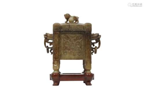 A CHINESE JADE INCENSE BURNER AND COVER.