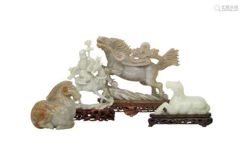 FOUR CHINESE JADE AND JADEITE CARVINGS.